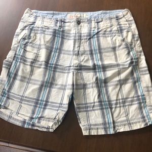 American Eagle Men’s 38 Shorts